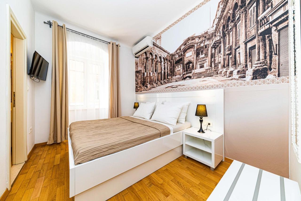 Riva City Rooms Spalato Esterno foto