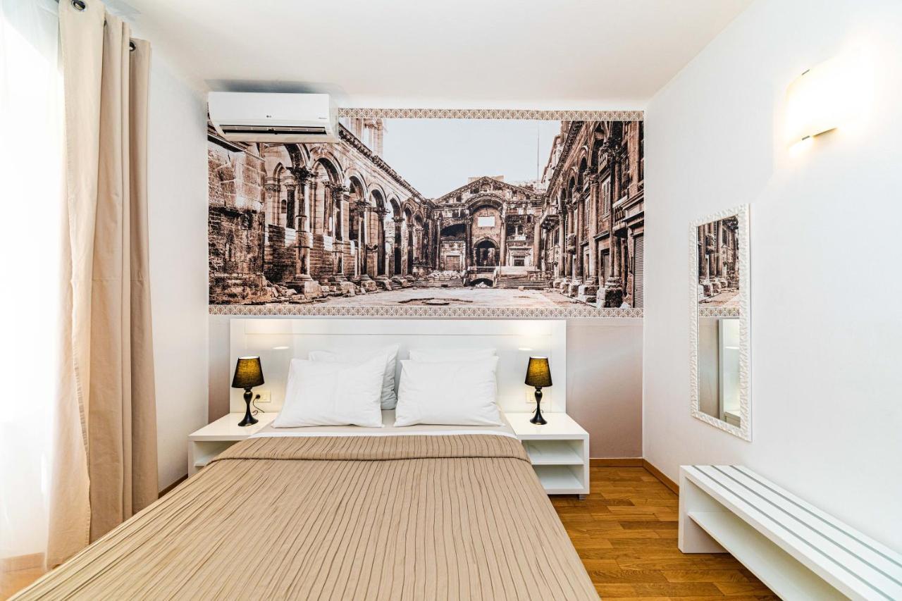 Riva City Rooms Spalato Esterno foto